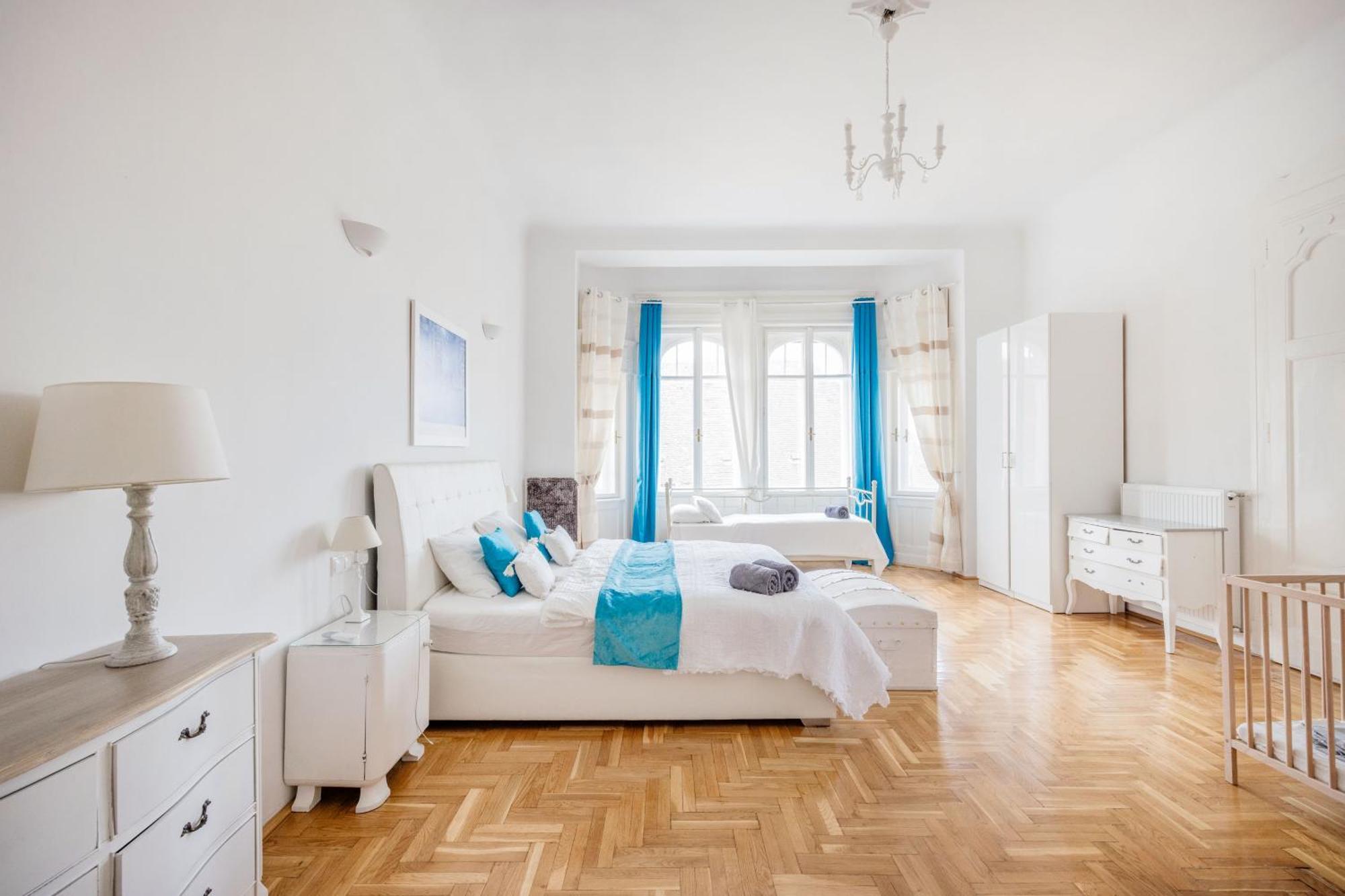 Amazing View Designer Home With Sauna And Jacuzzi 3 Min To Opera House Budapest Exterior photo